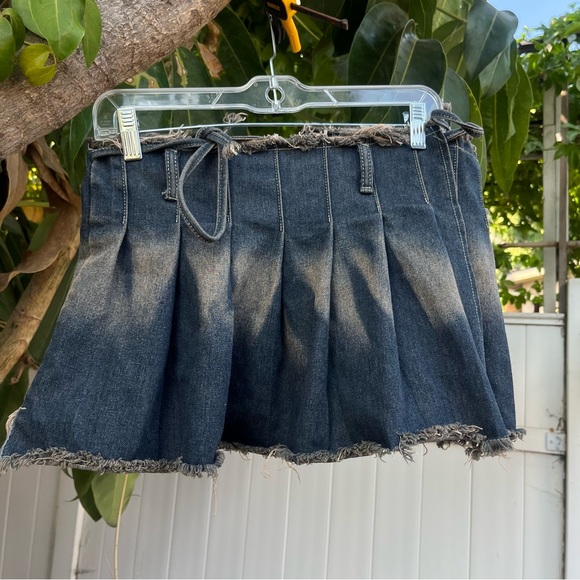 Pleated Denim Mini Skirt Dark Wash Wrap Skirt. - Picture 2 of 12